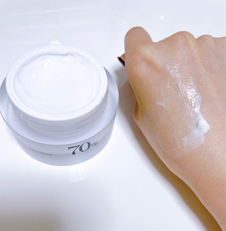 Anua Heartleaf 70 Intense Calming Cream Review 08