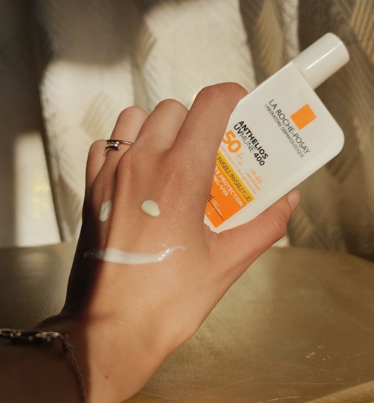 La Roche-Posay Anthelios UVMune 400 Review