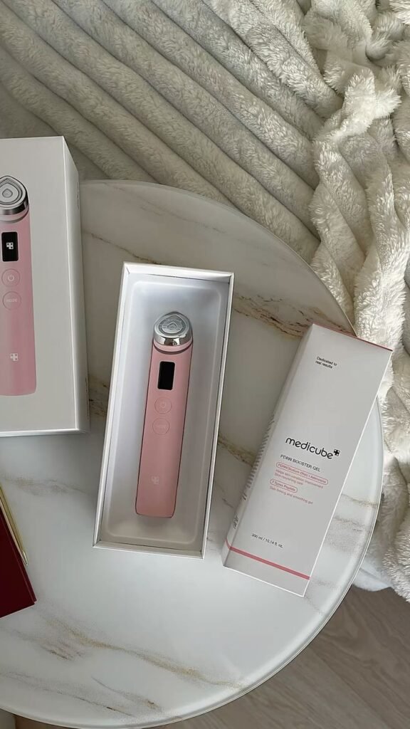 Medicube Age-R Booster Pro vs. Mini