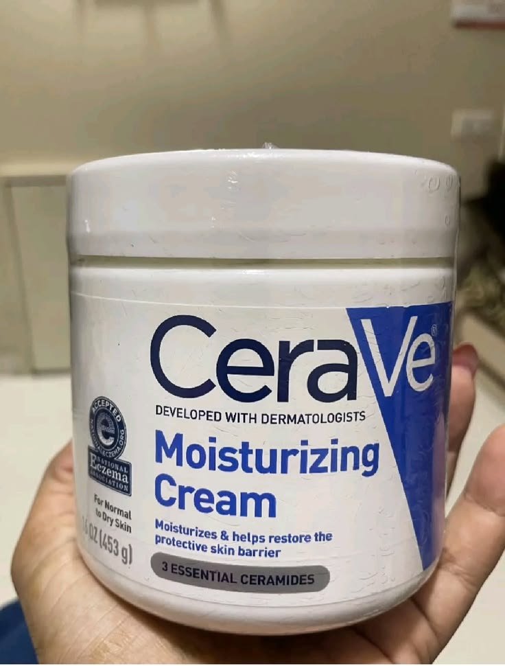 Neutrogena Hydro Boost vs CeraVe