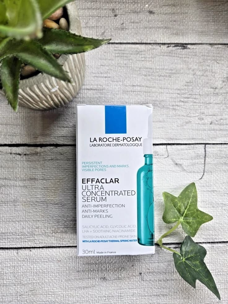 La Roche-Posay Effaclar Ultra Concentrated Serum Review 04